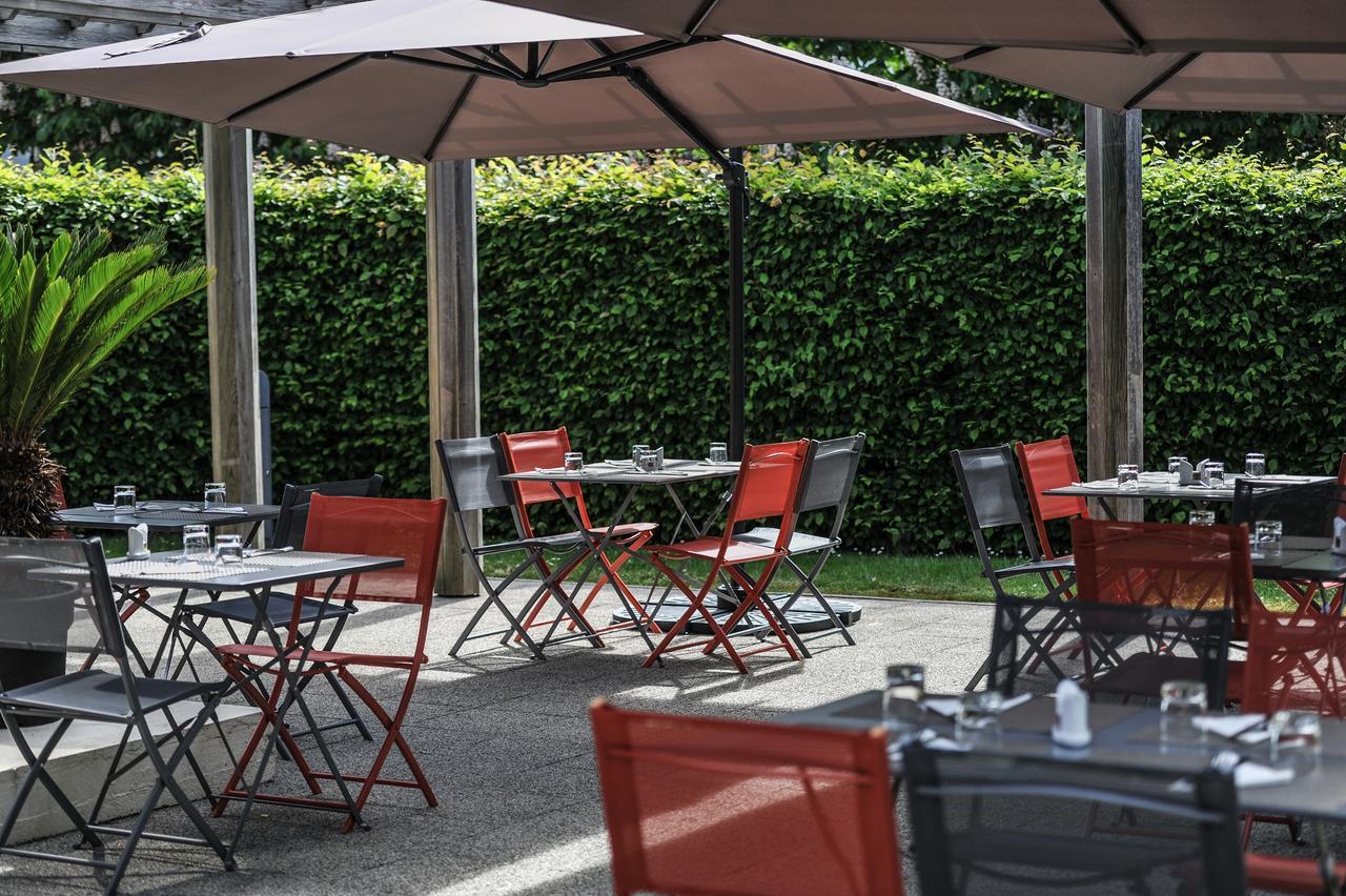 Mercure Maurepas Saint Quentin Exterior photo